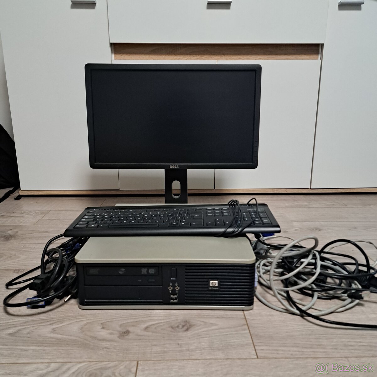 Hp počítač + Dell monitor - 5