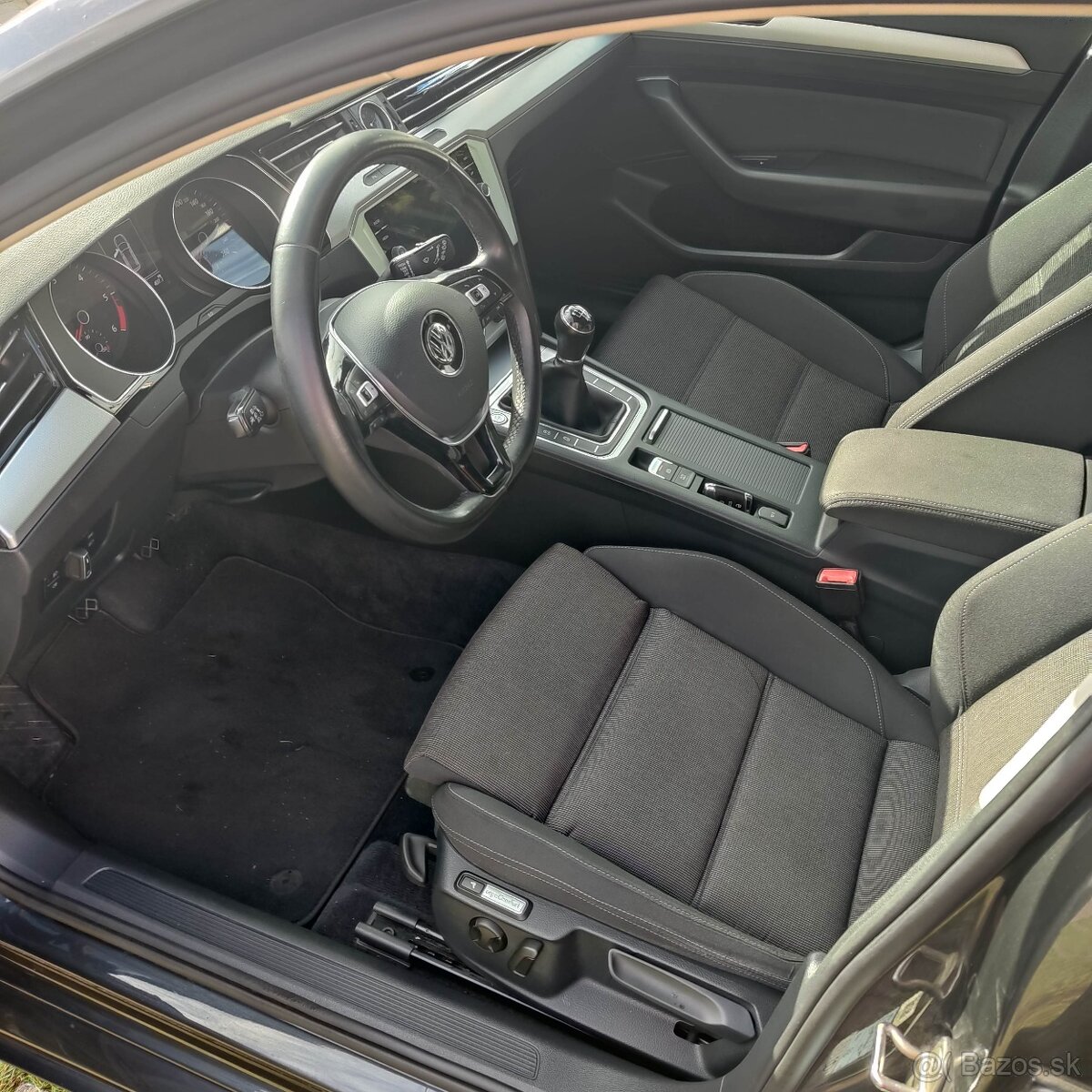 VW Passat B8 Variant 2.0 TDI 140 kW - 5