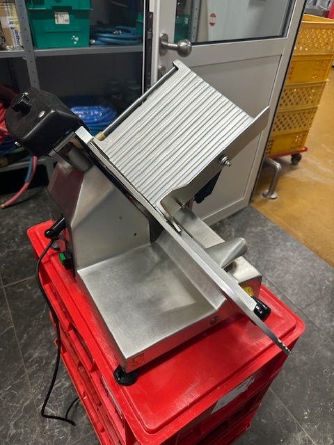 Krajací stroj zn. OMAS VS30F - 5