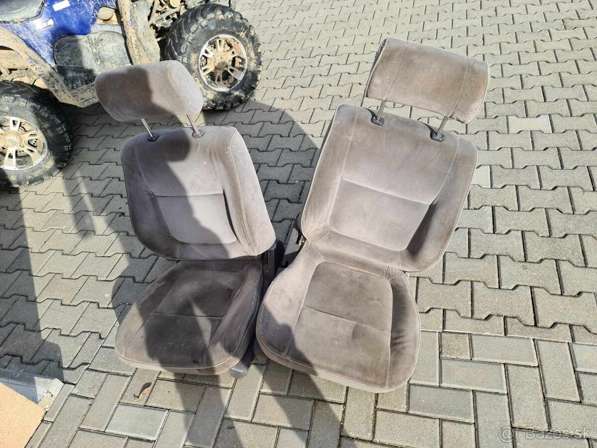 Filter box sedačky Nissan patrol y60