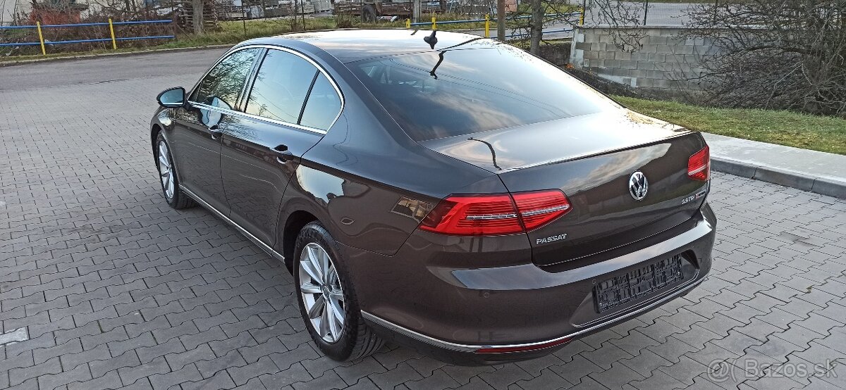 PASSAT B8 2.0TDI 110 KW 4-MOTION sedan - 5