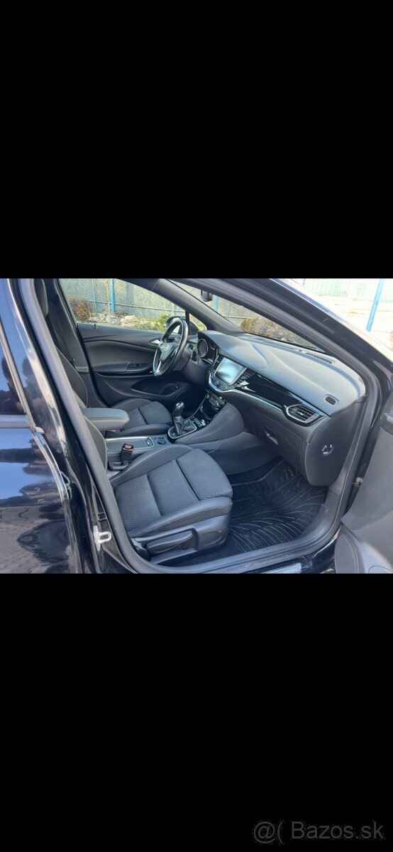 Opel astra sports tourer+ - 5