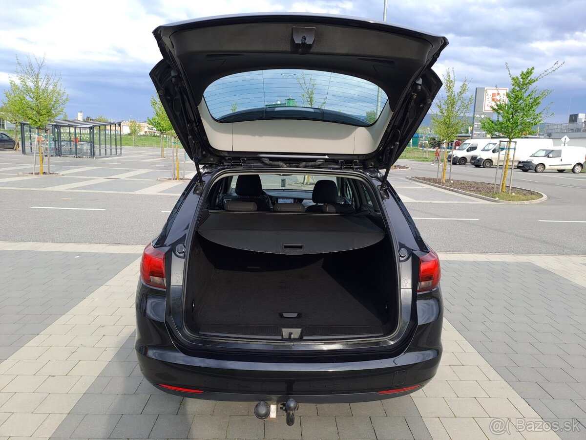 Opel Astra Sports Tourer - 5