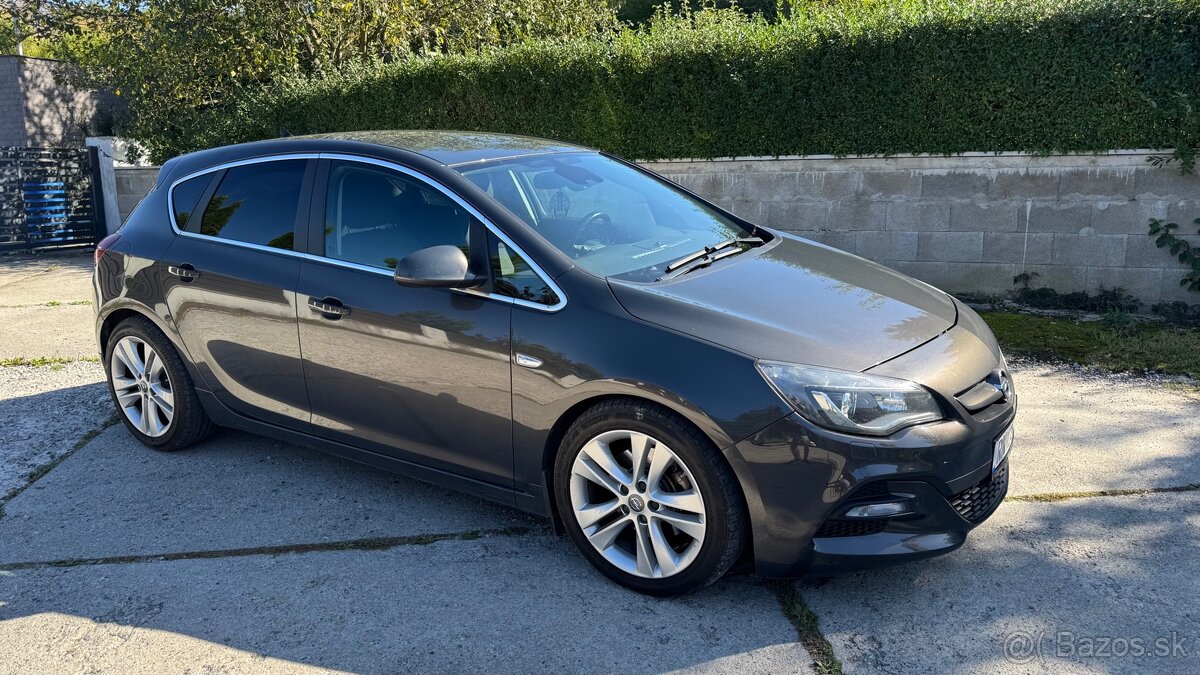 Opel Astra 2.0 cdti 143kw - 5