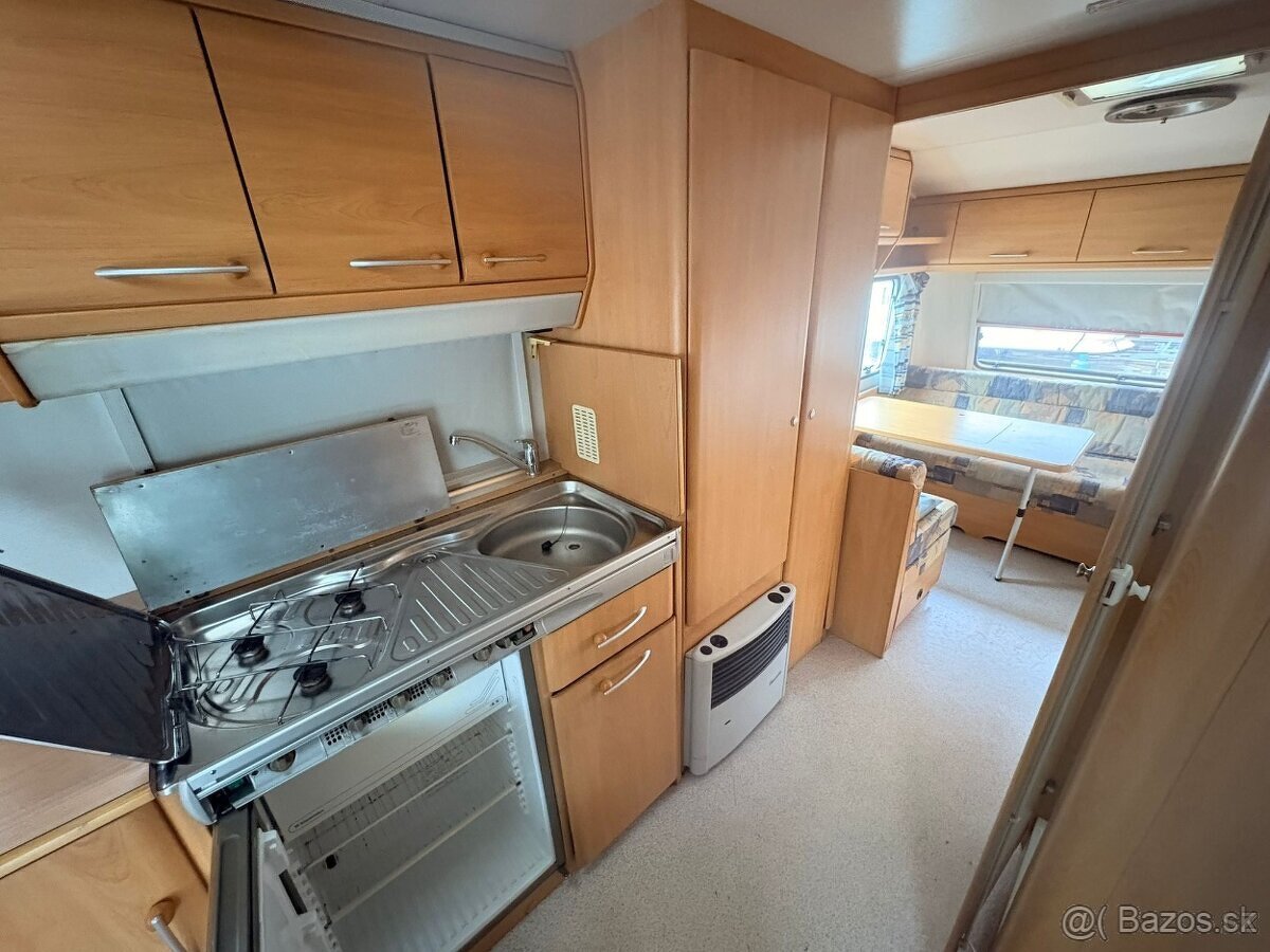 Knaus Sudwind 530, předstan, WC, STK, Palandy - 5