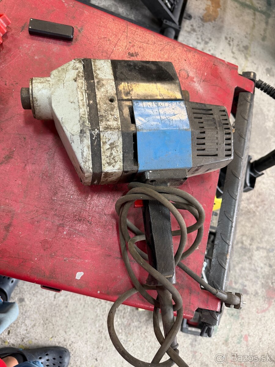 Magnetická Vrtacka Narex bux - 5