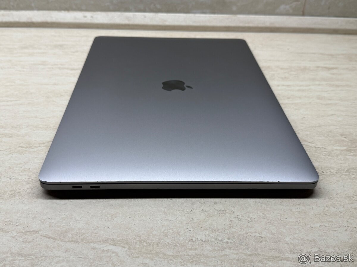Apple MacBook Pro 16" 2019 i7 6C/ 16GB RAM/ 512GB - 5