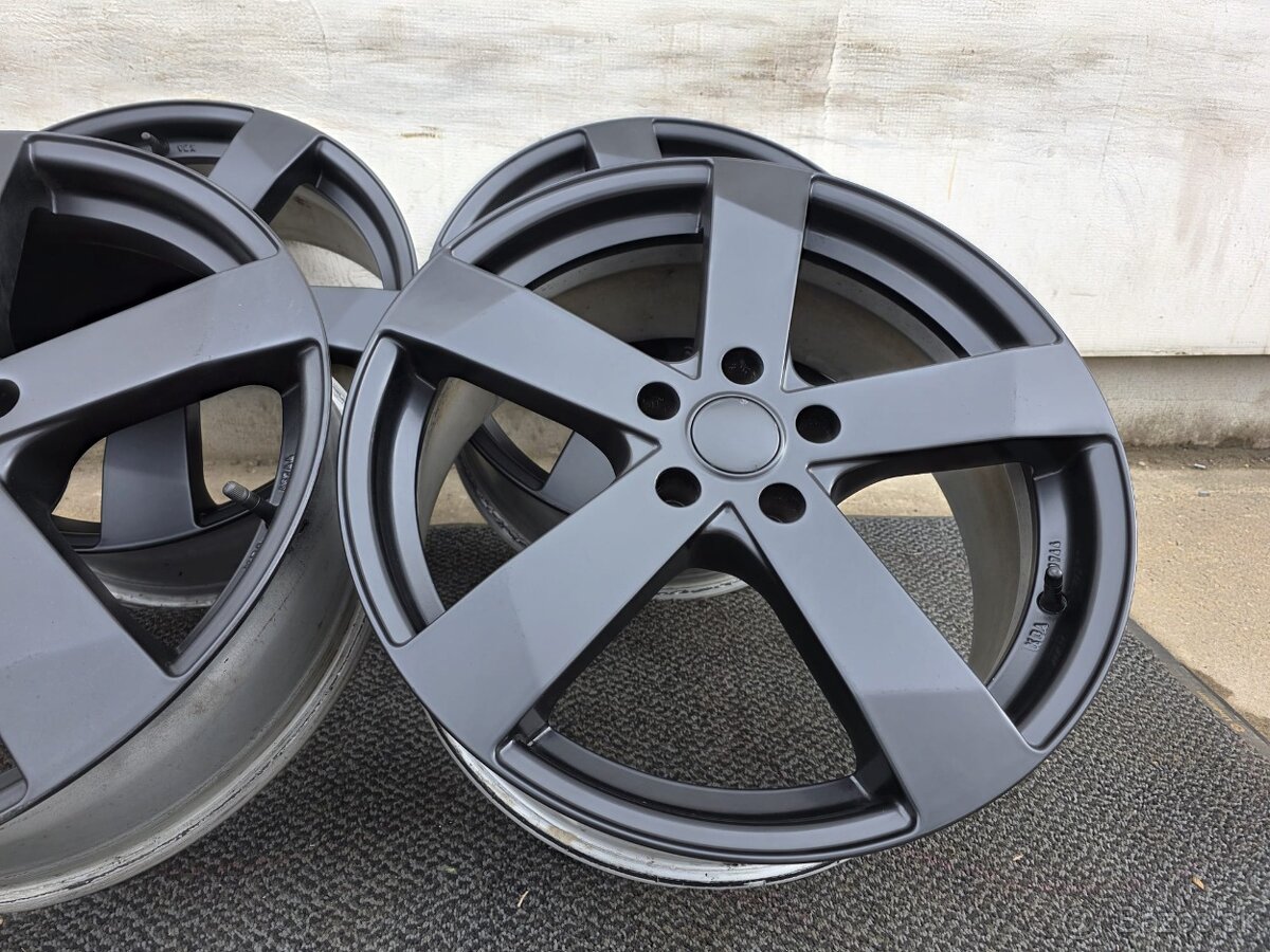 5X115 R19 ALU DEZENT - 5