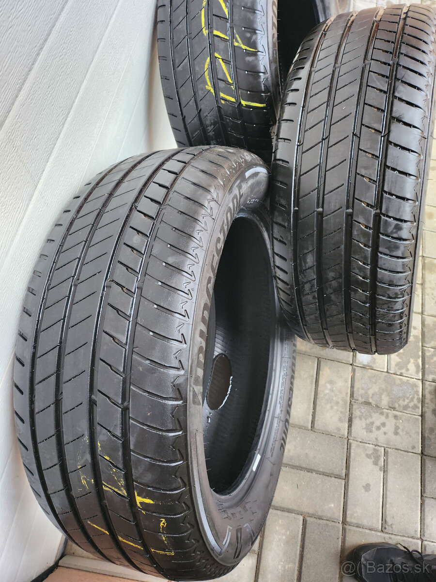 BRIDGESTONE ALENZA 245/50 R19 - 5