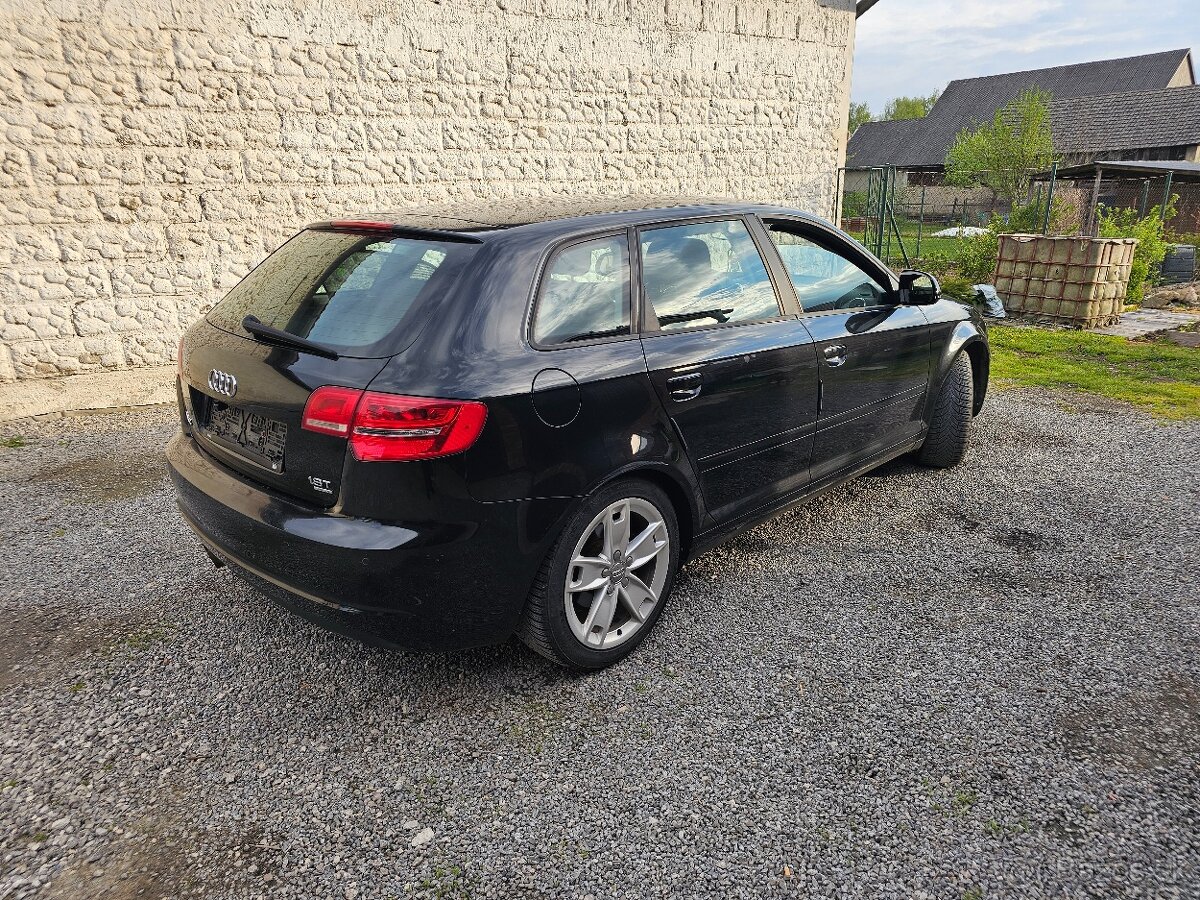 AUDI A3 1.8 T TFSI quattro Sportback - 5