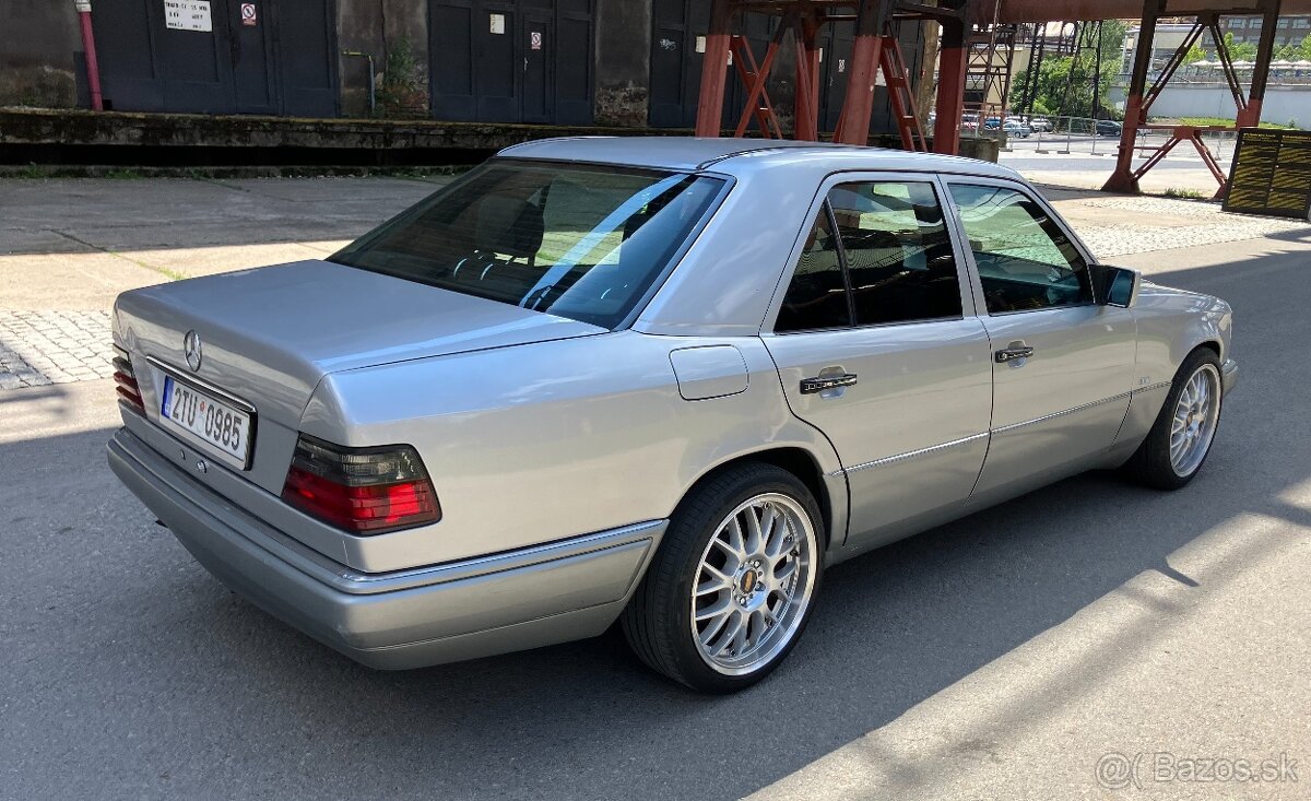 Mercedes Benz W124 E200 - 5
