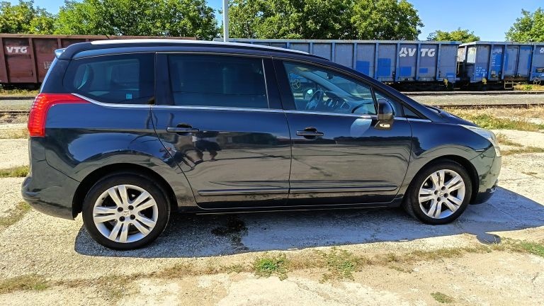Peugeot 5008 2.0 HDi 110kW - 5