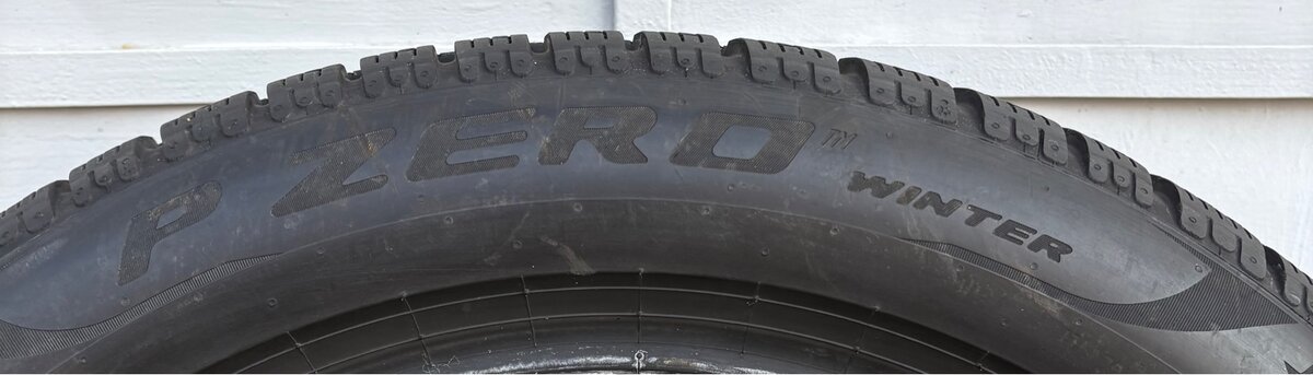 Pirelli 245/50 r19 zimne - 5