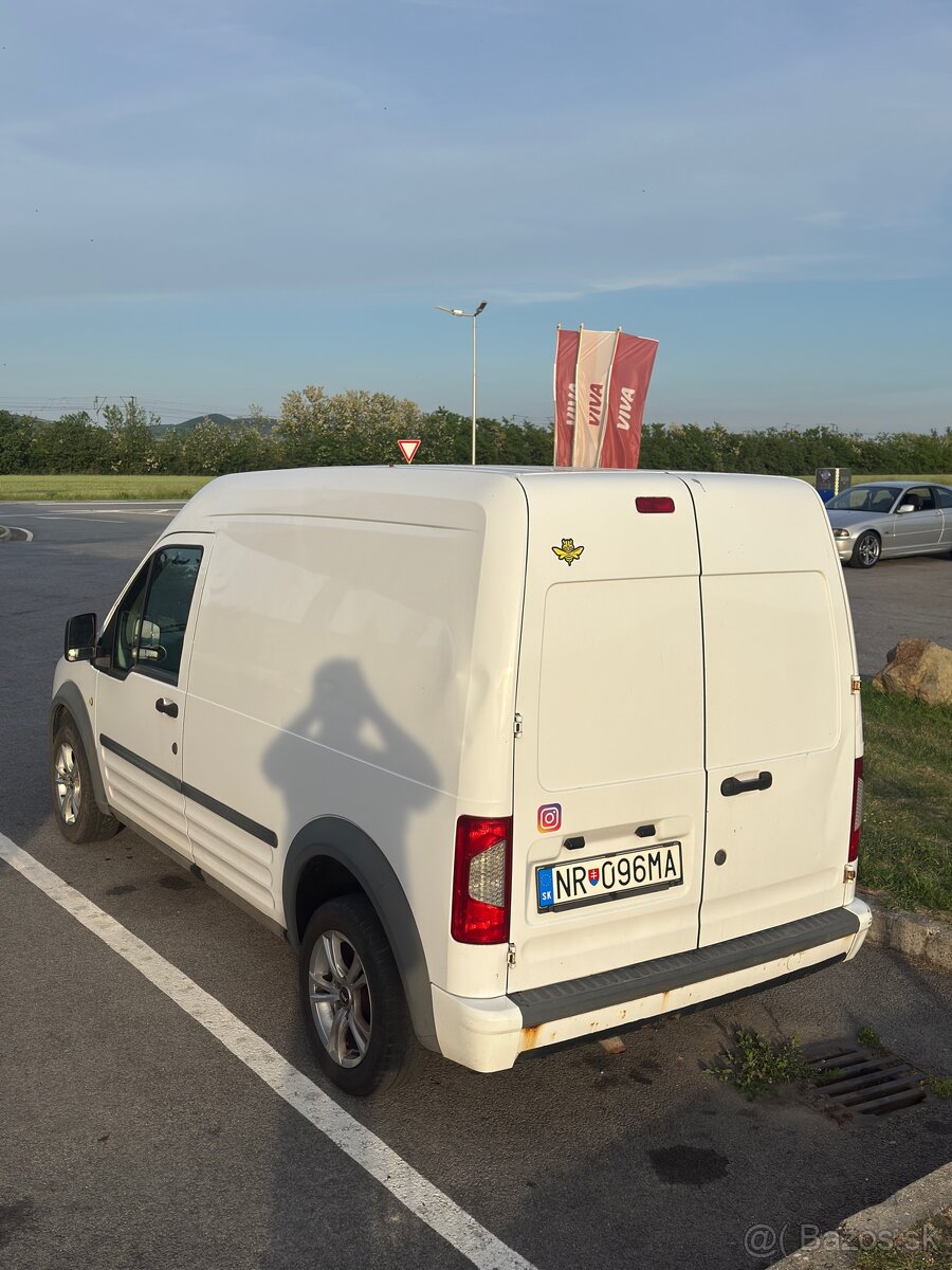 Ford Transit Connect 1.8 TDCI 66 KW - 5