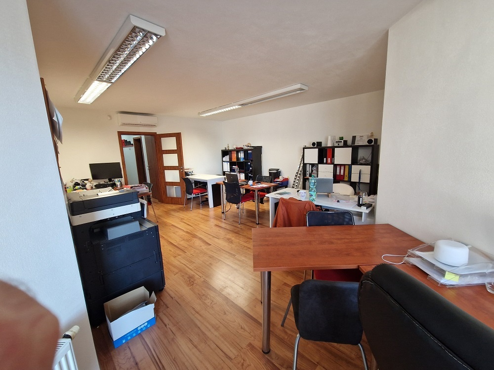 Prenájom kancelárii na pešej zóne - 5