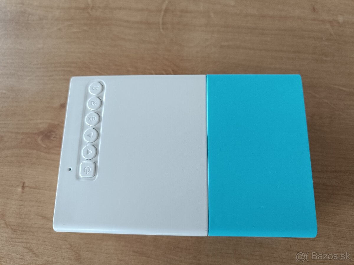 Predam uplne novy projektor - 5