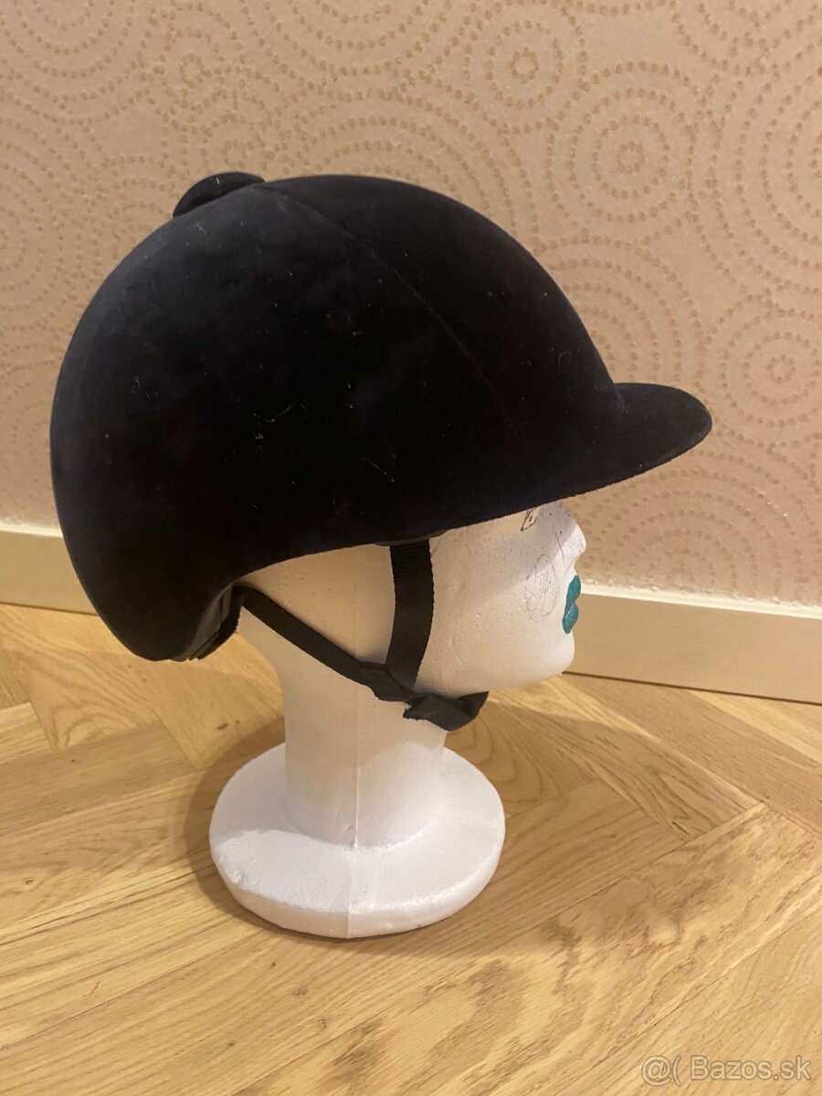 Jazdecka prilba na kone - 5