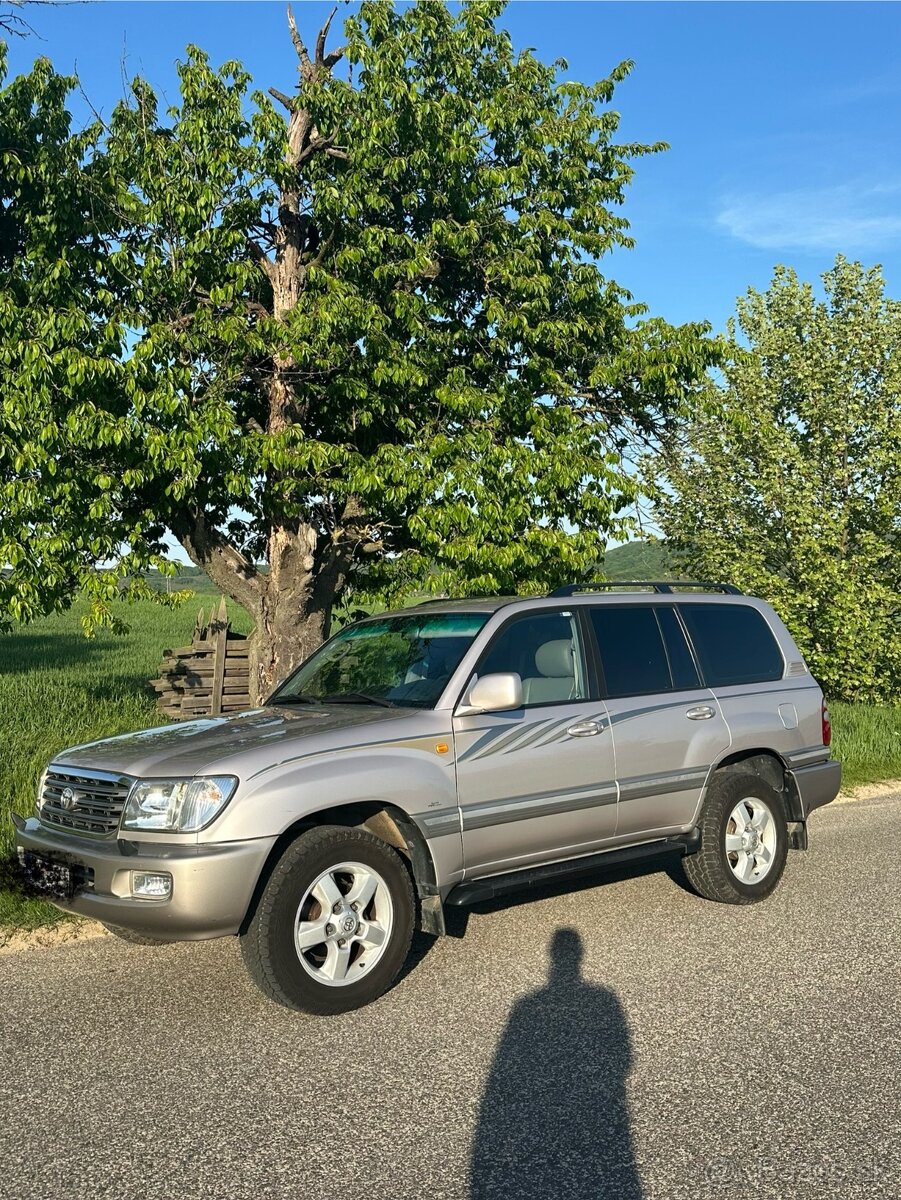Predam Toyota Land Cruiser 100 V8 4,7