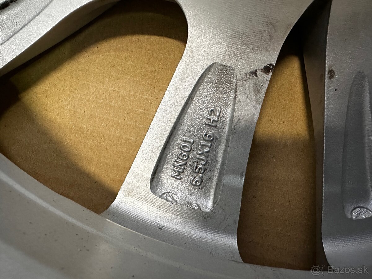 5x114,3 R16 6,5J ET50 - 5