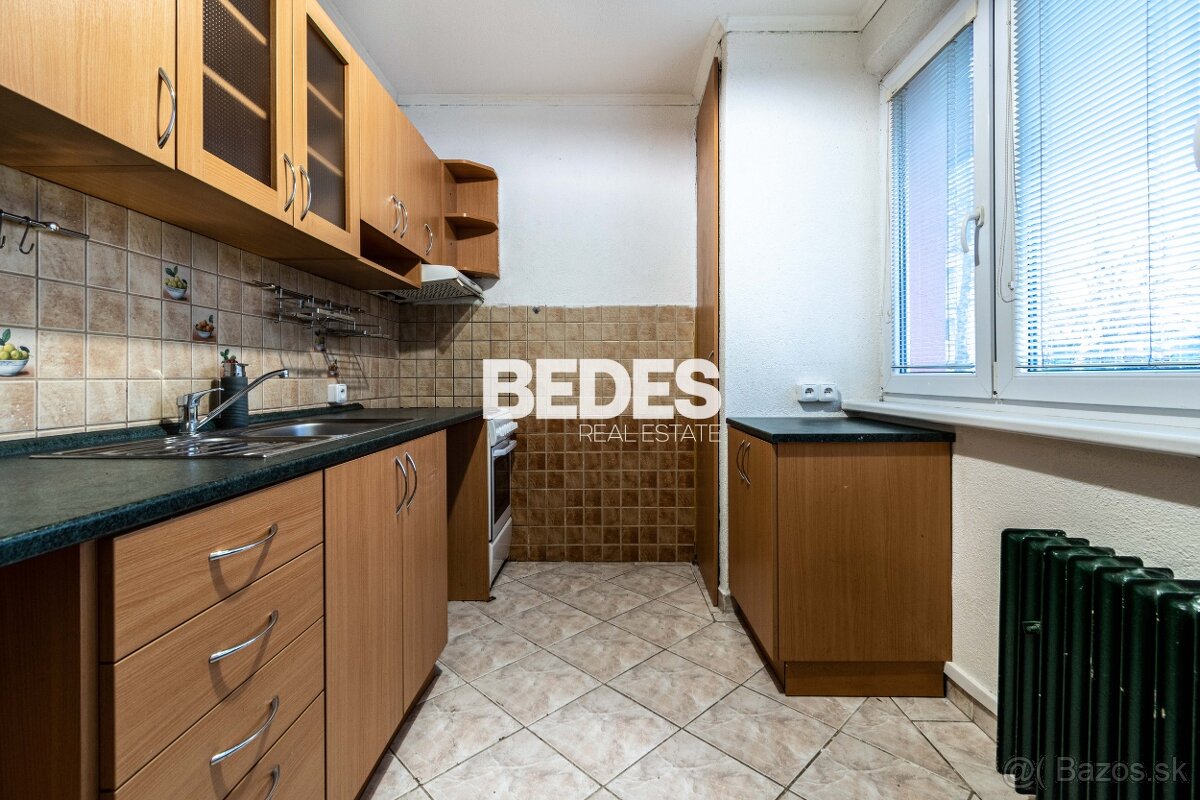 Prízemný 2 izbový byt po čiastočnej rekonštrukcii v centre - 5