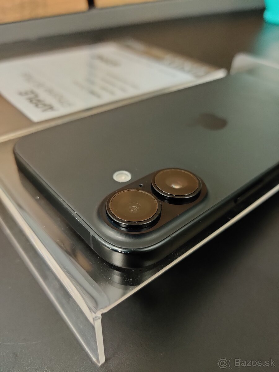 Apple iPhone 16 Plus 128GB Čierna - 5