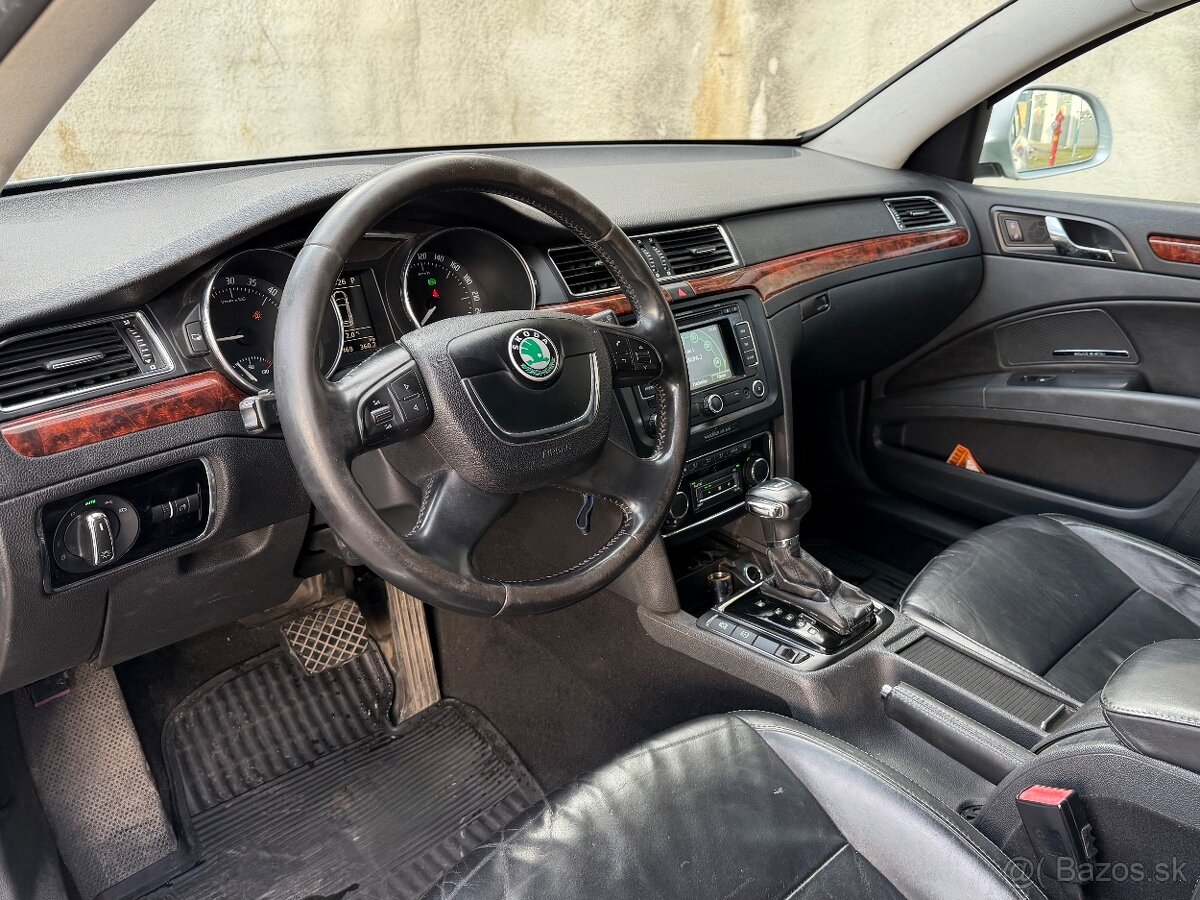 Škoda Superb Combi 2.0TDi DSG - 5