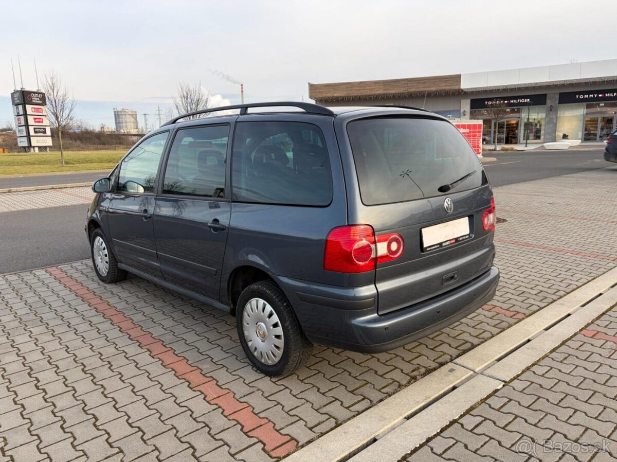 Volkswagen Sharan 1.9 TDi 7 míst - 5