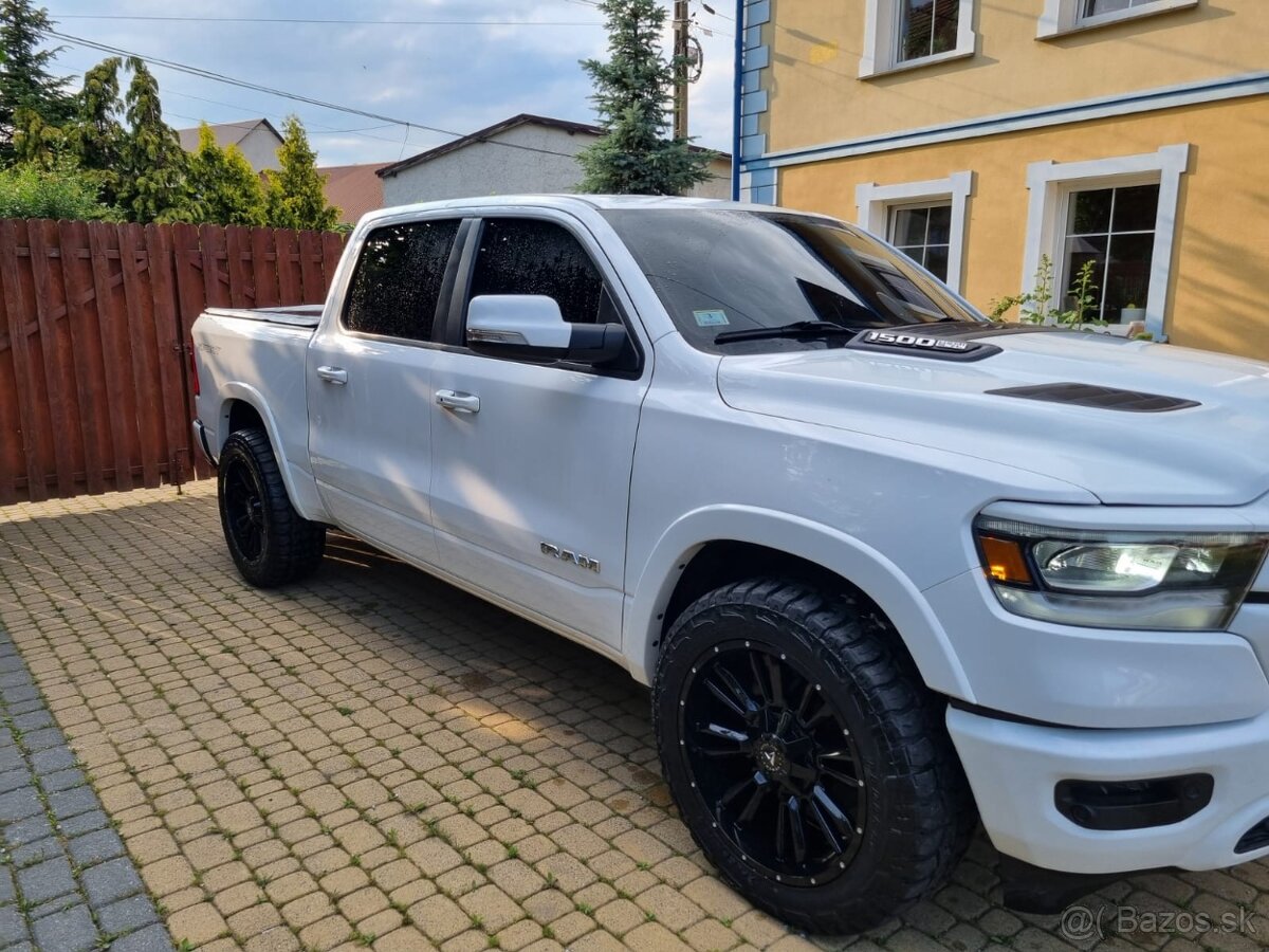 Ram 1500 Laramie 2020 5.7 Hemi 4x4