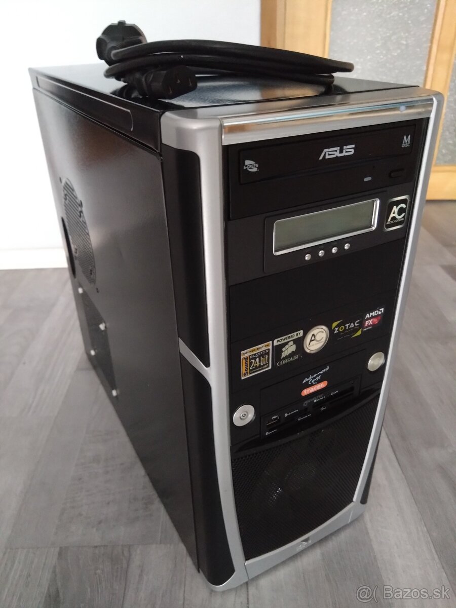 Počítač (stolový) - 5