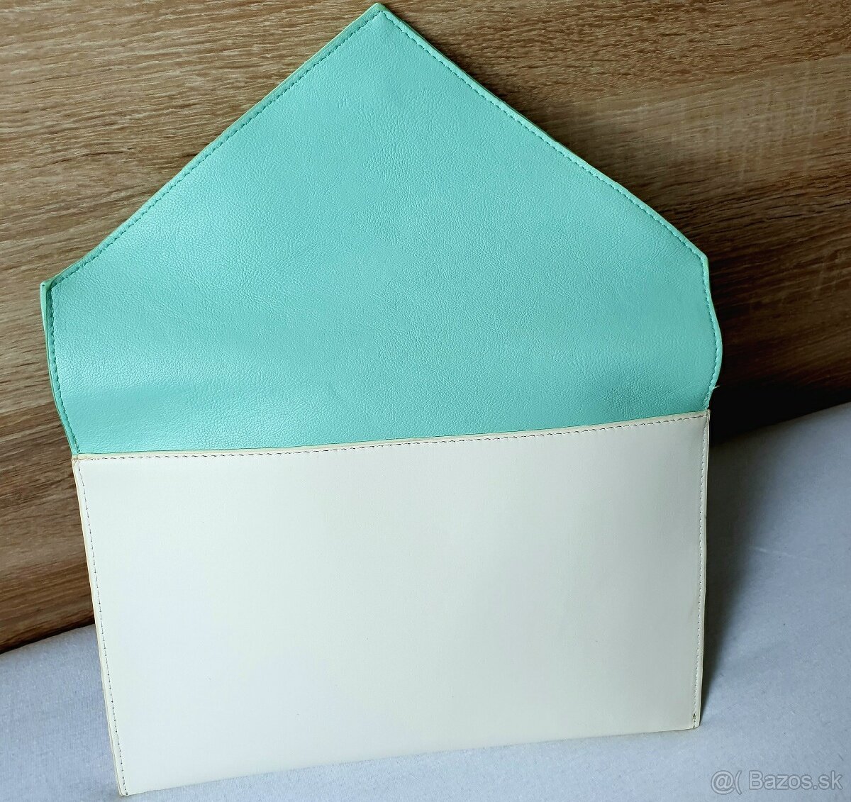 Krásna elegantná listová kabelka, nová
- 5