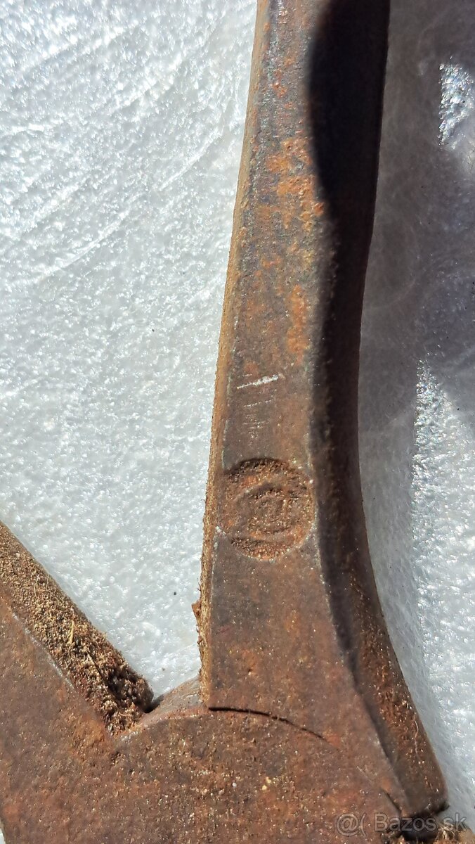 KOVÁČSKE KOMBINAČKY. - 5