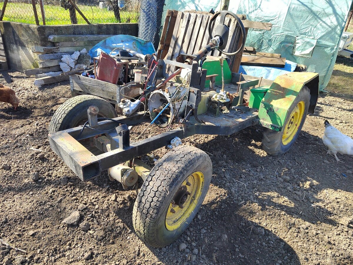 Predám malotraktor bez motora... - 5