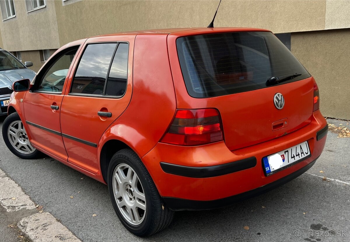 Predám VW Golf 4 1.6 74 Kw - 5