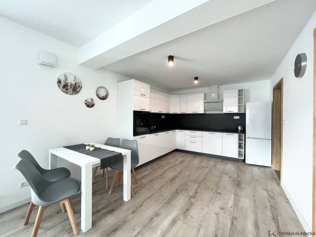 NA PRENÁJOM 2-izb. byt s veľkou terasou, 58 m2, Trenčín - Ko - 5