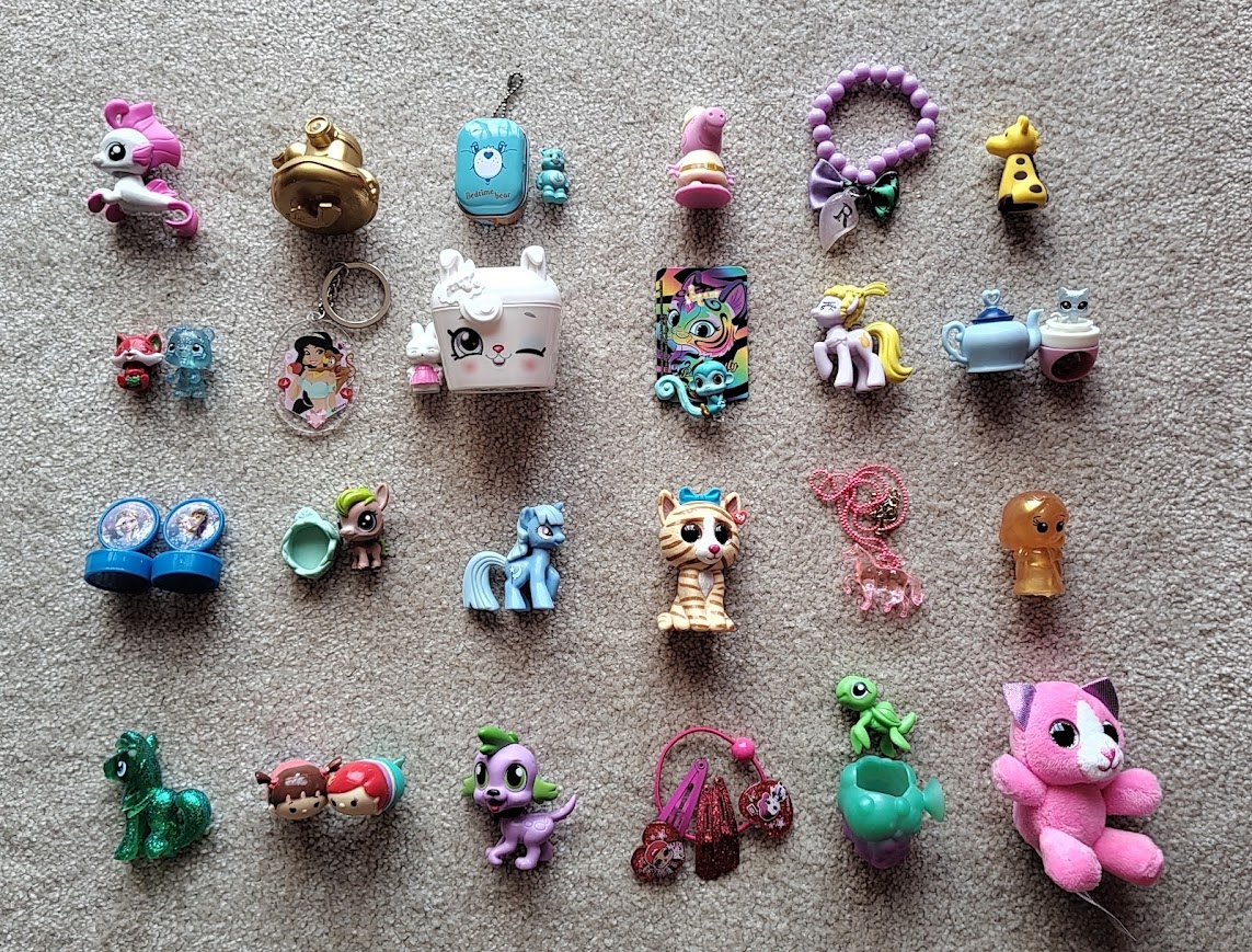 Adventný kalendár - drobné hračky - 5