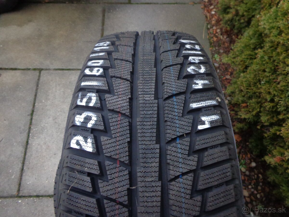 235/60R18 zimne pneu - 5