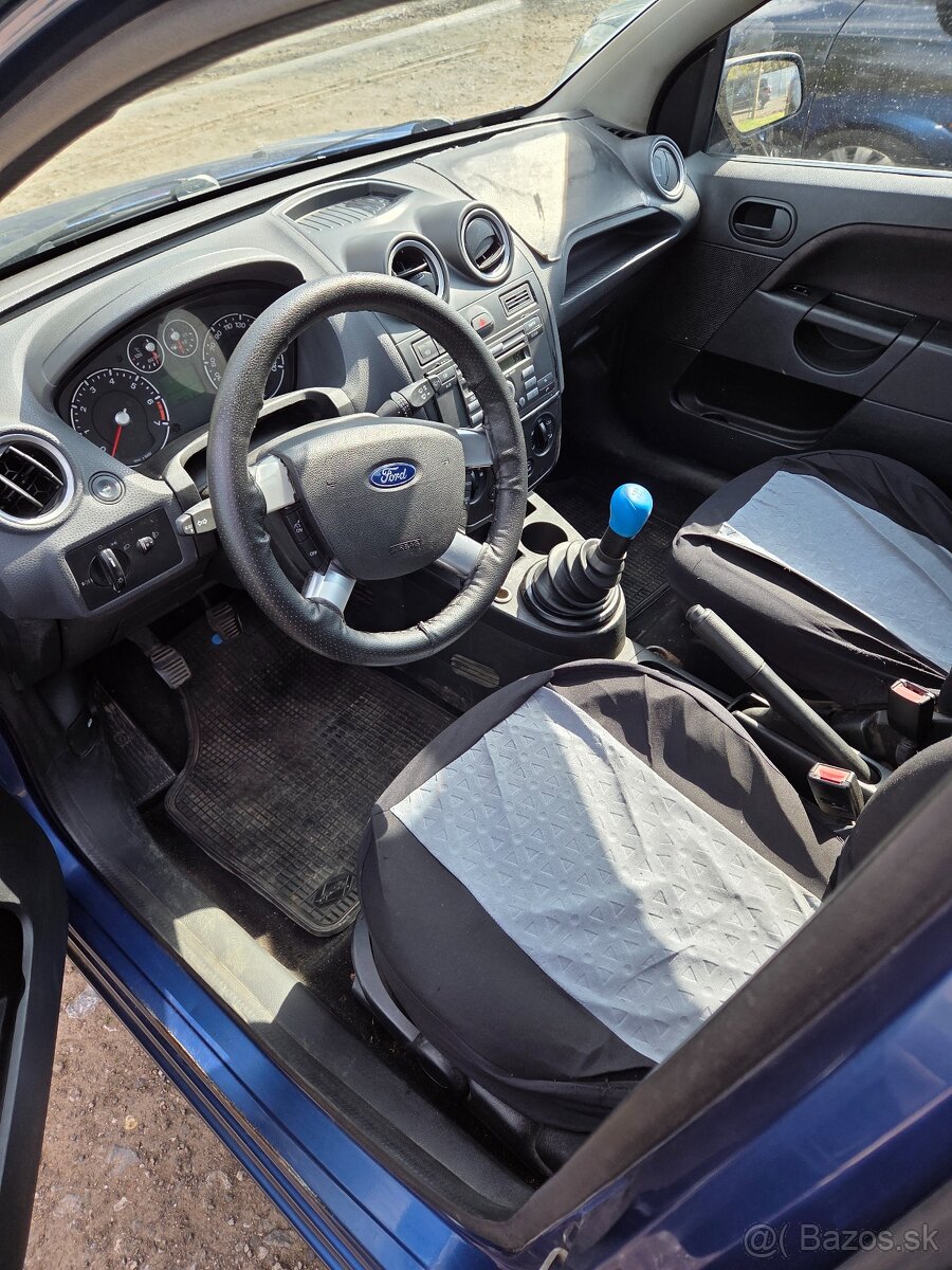 Fiesta 1.4 - 5