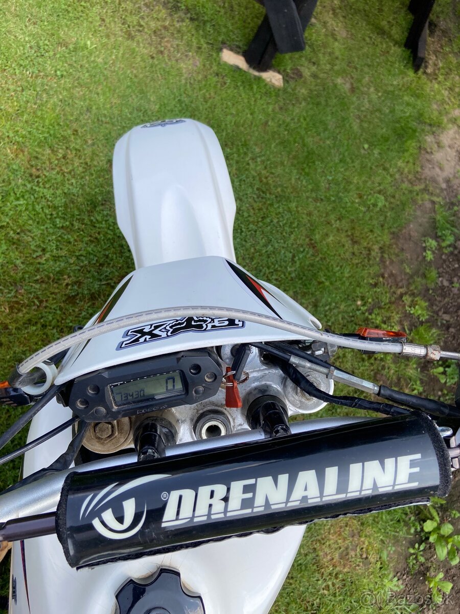 Suzuki DR 650 ,r.v.98 ,len 14 t km
