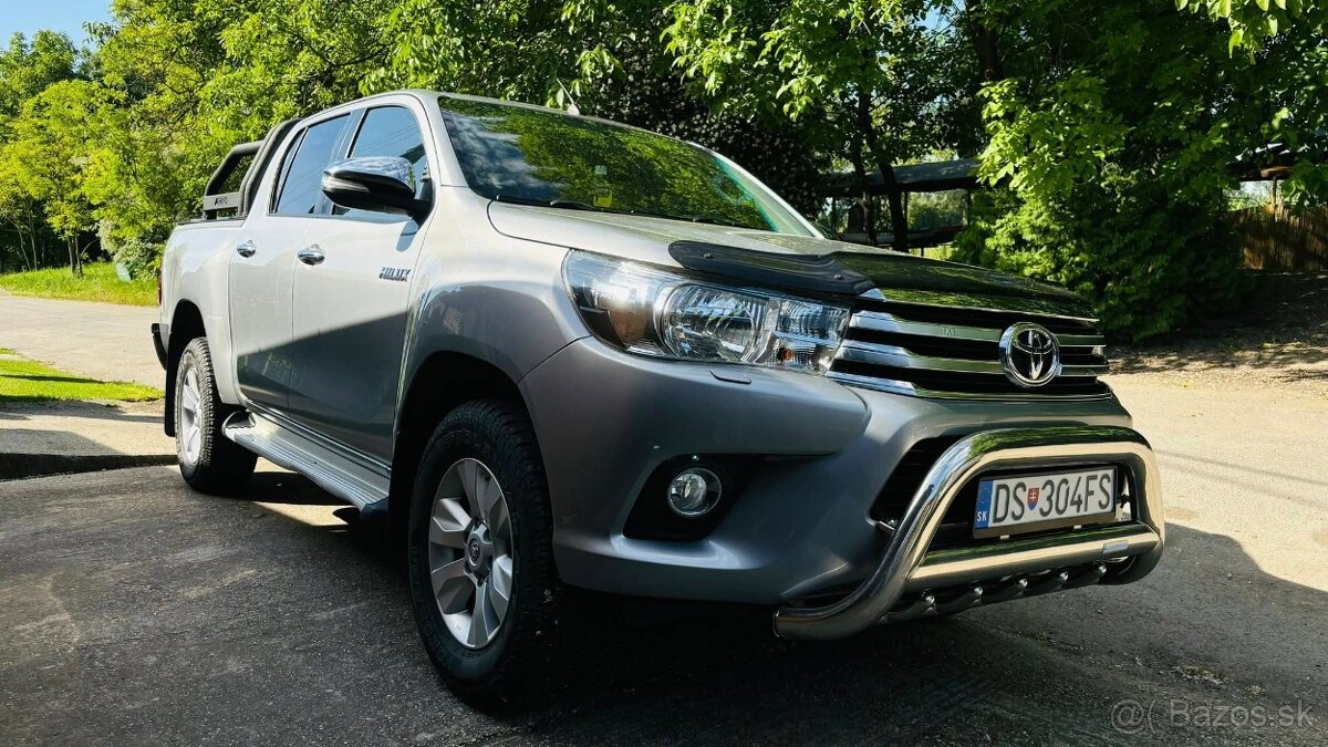 Toyota Hilux 2,4D 4D 11 kW Manual 6st