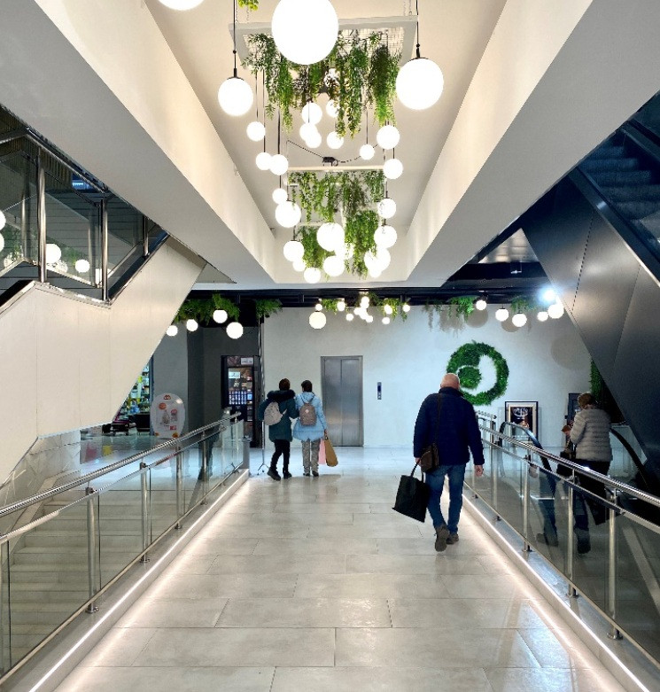 LUKRATÍVNY obchodný priestor 900m2, na prízemí OD DARGOV, Hl - 5