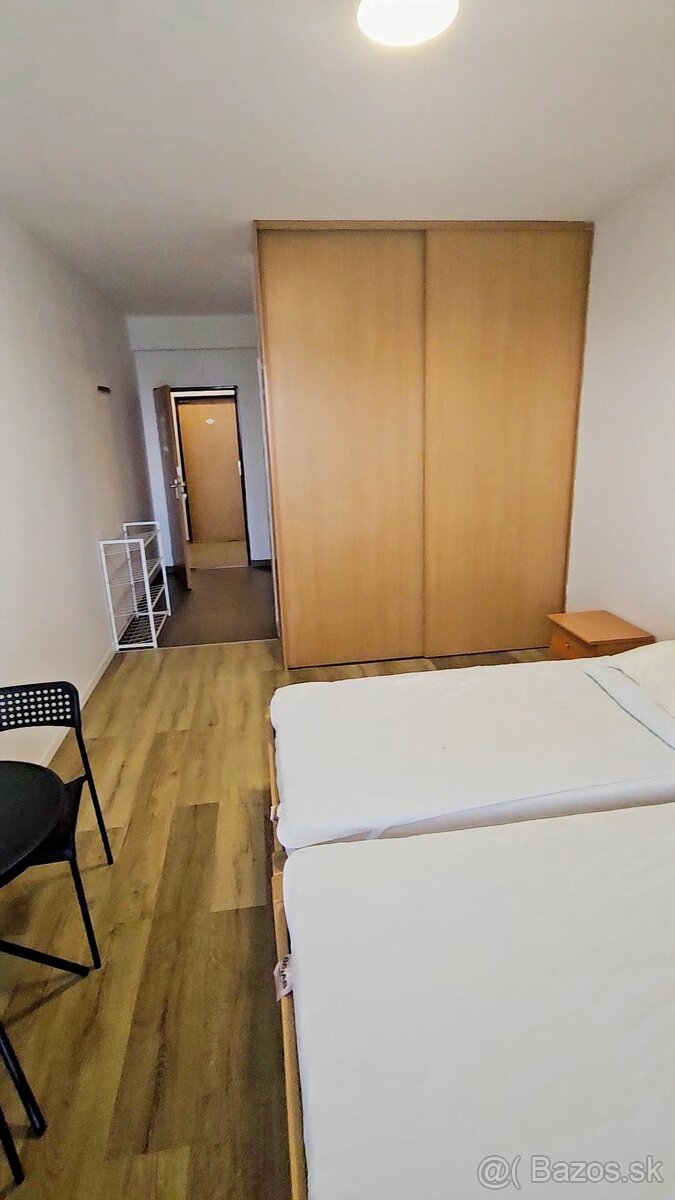 🌿Pekná 2lôžková izba s balkónom, tiché čisté bývanie v BA - 5