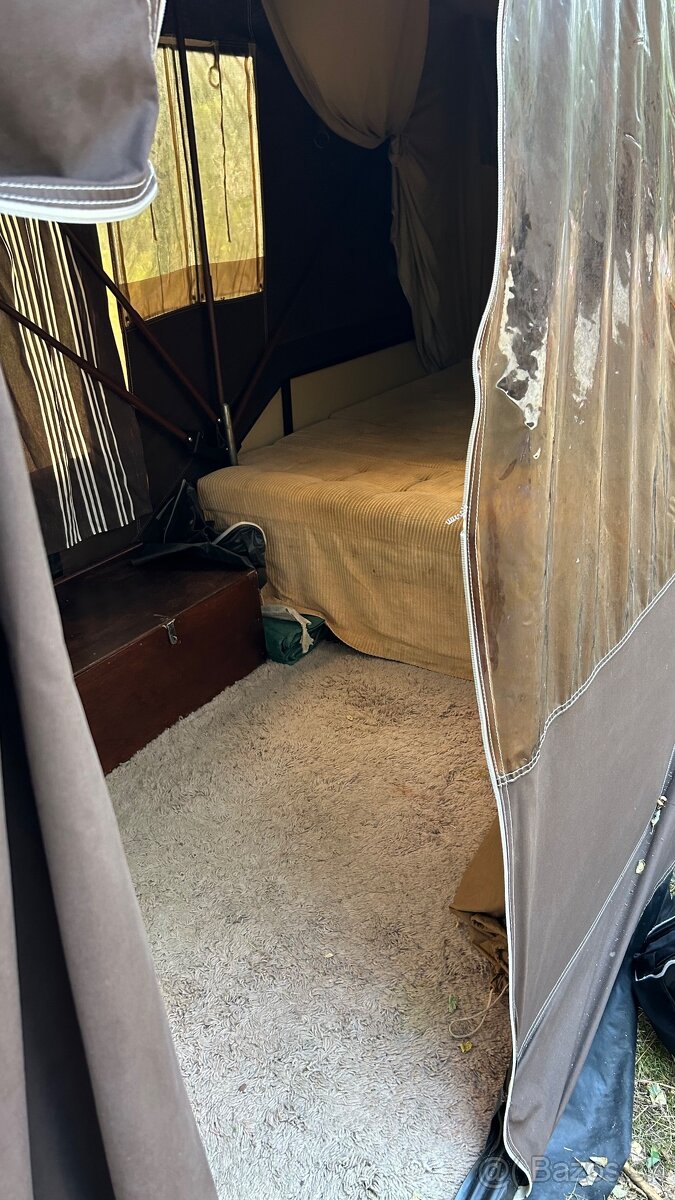 Predám rozkladací obytný príves COMBI CAMP - 5