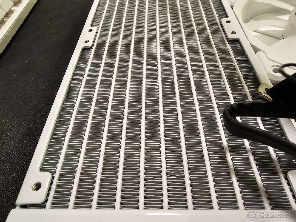 Corsair iCue H100i Elite Capellix 240mm - 5