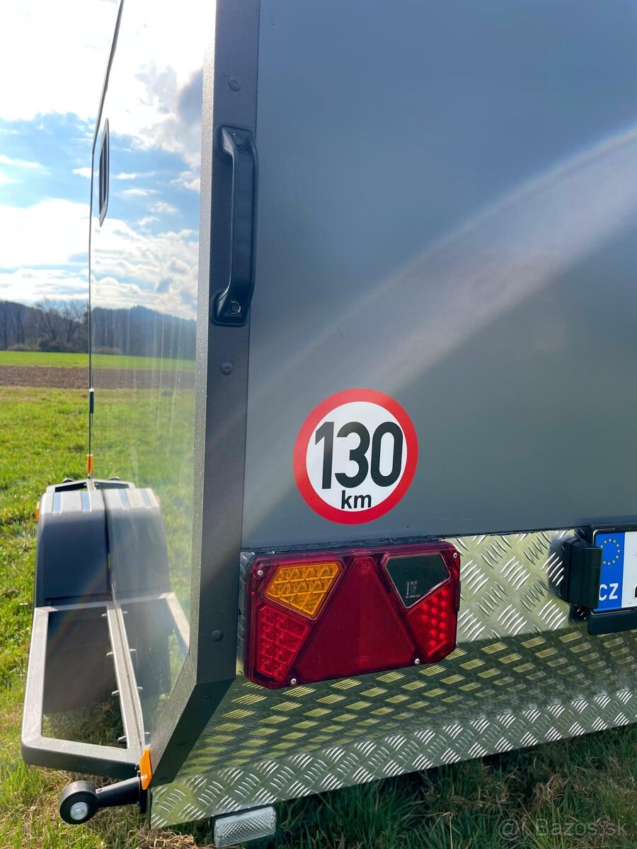 Karavan,minikaravan na prodej, skvelý stav. rv 2025 - 5