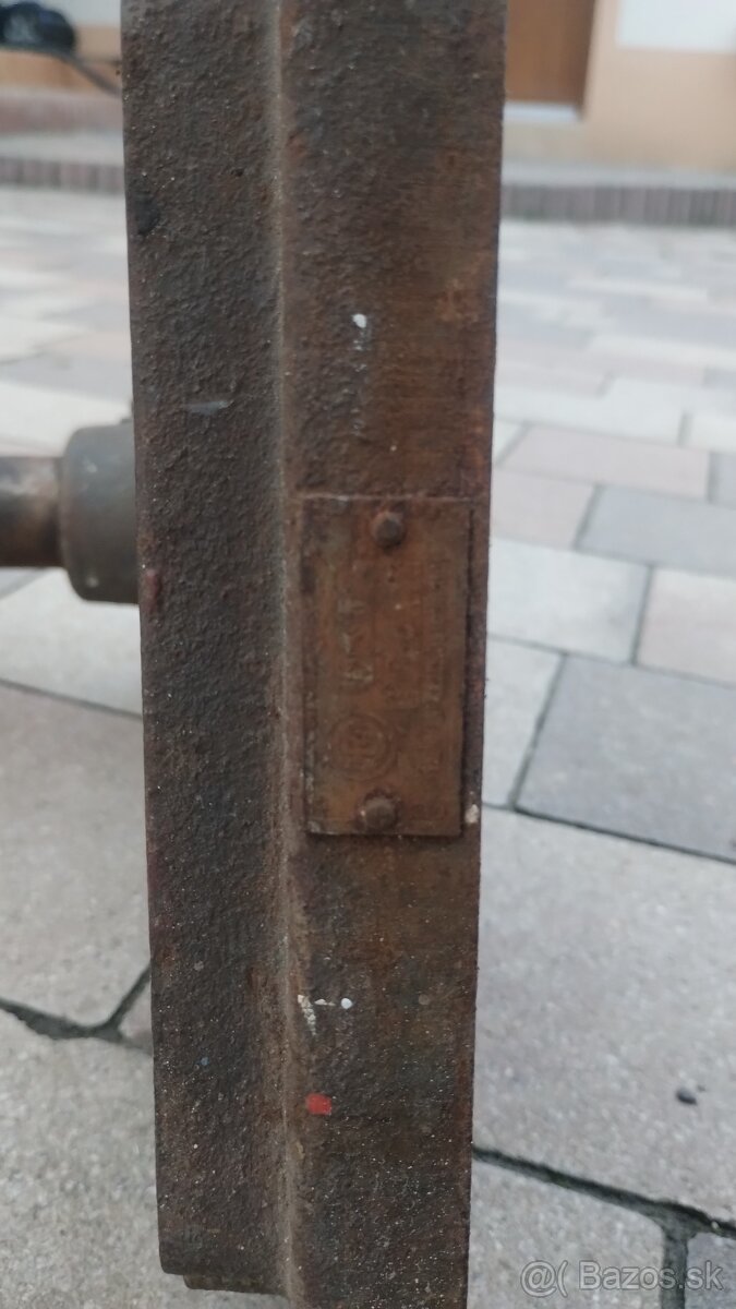 Stojan na vŕtačku aj s vŕtačkou - 5