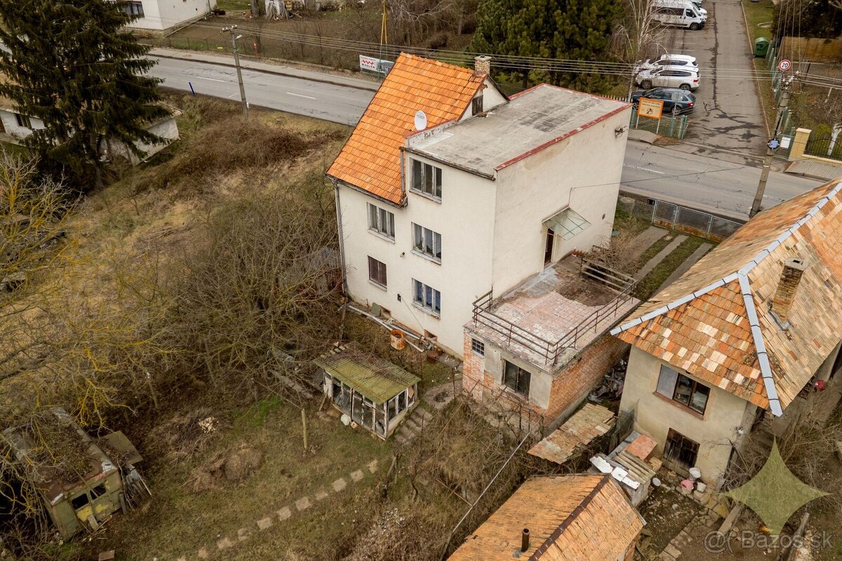 Dvojgeneračný rodinný dom v obci Balog nad Ipľom - 5