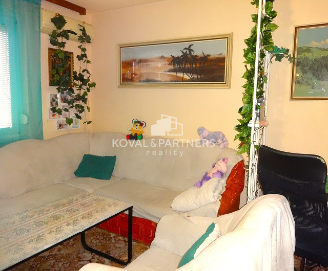 Na predaj 3-izbový byt s logiou 59,30m2 - Levice - 5