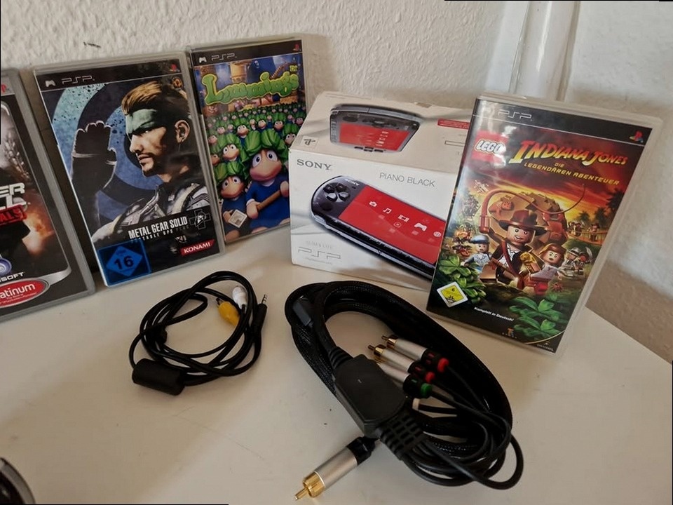 PlayStation Portable 3004 s príslušenstvom - 5