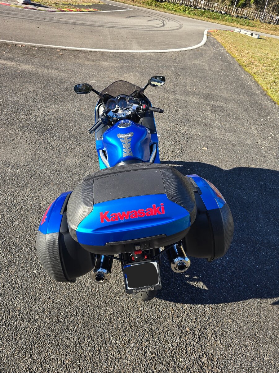 Kawasaki ZZR 1200 - 5