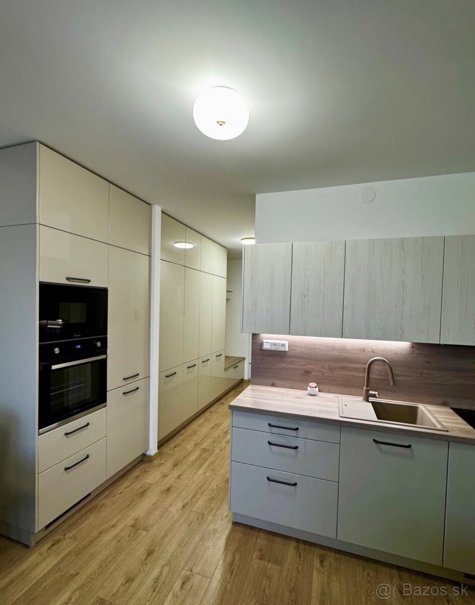 Krasna garzonka na prenajom - 5